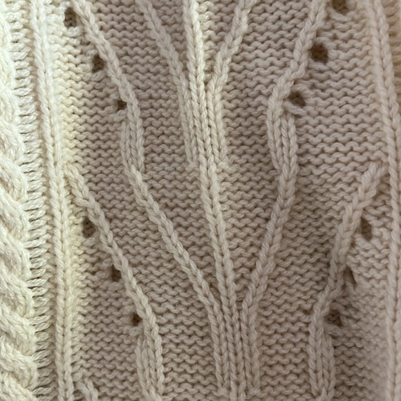 J Crew Lambs Wool Blend Cream Cable Knit Sweater Women’s Large - Picture 7 of 8